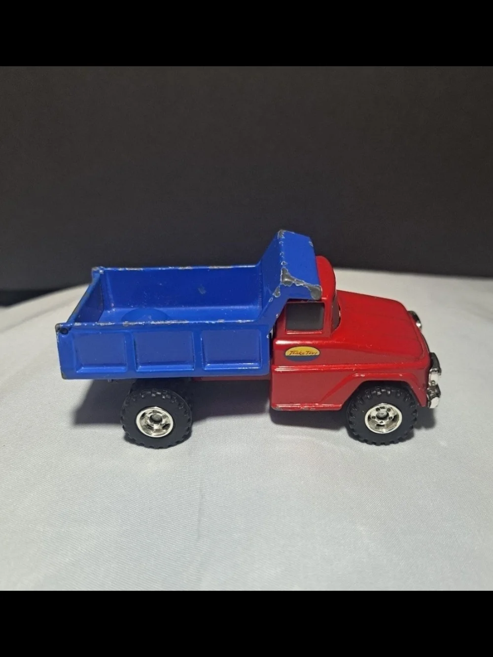 2012 Hasbro Tonka Construction Dump Truck Red/Blue Retro